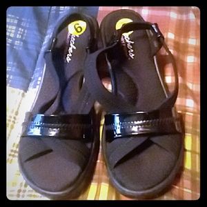 Black skechers size 9 sandal